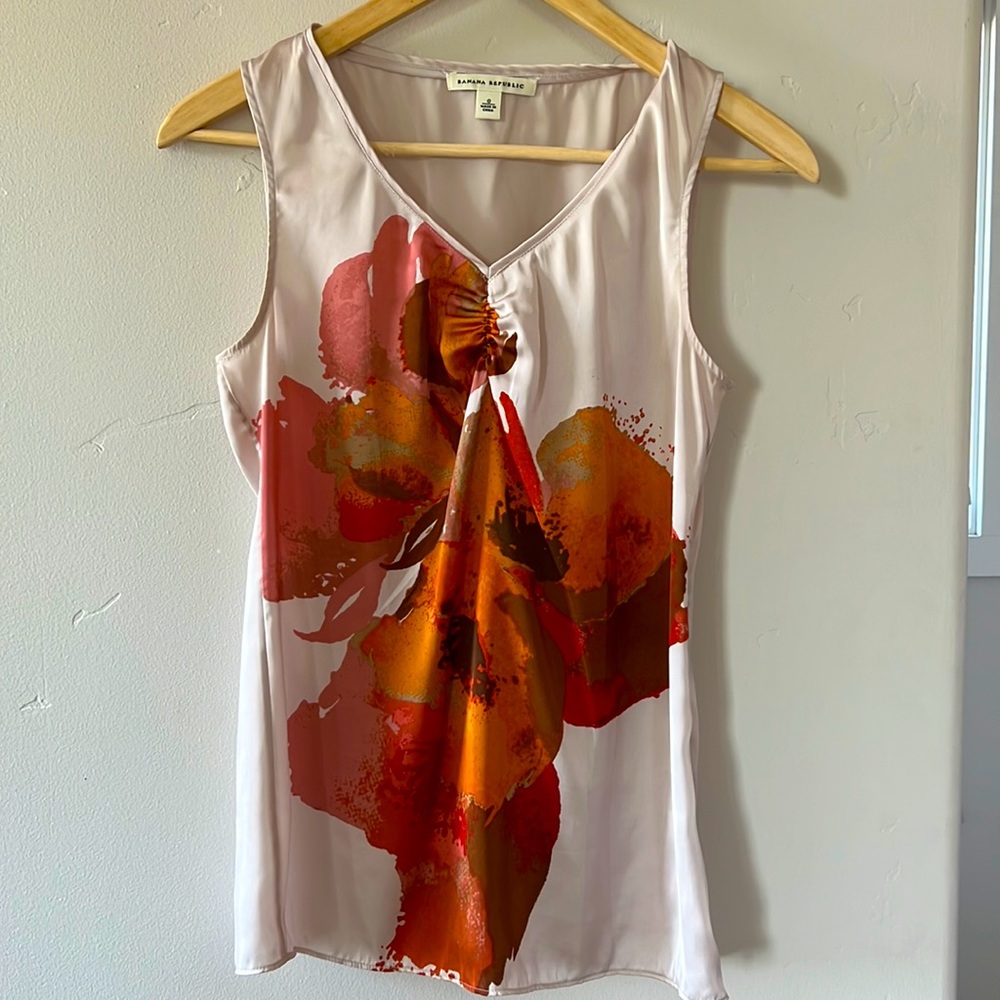Satin sleeveless blouse Banana Republic